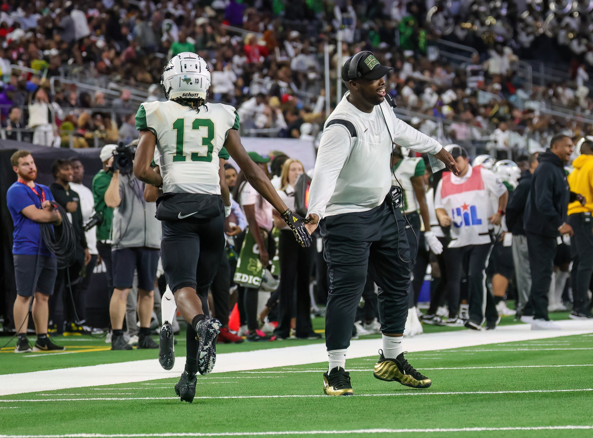 DeSoto vs Summer Creek UIL 6A Division 2 Final December 16, 2023 Photo-Tommy Hays21